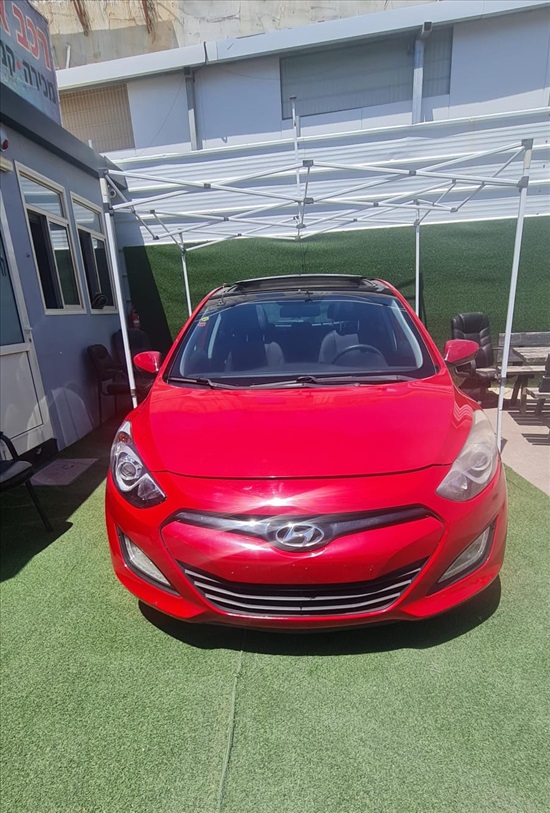 תמונה 1 ,יונדאי i30 CW יד 1 2013 281000 ק"מ