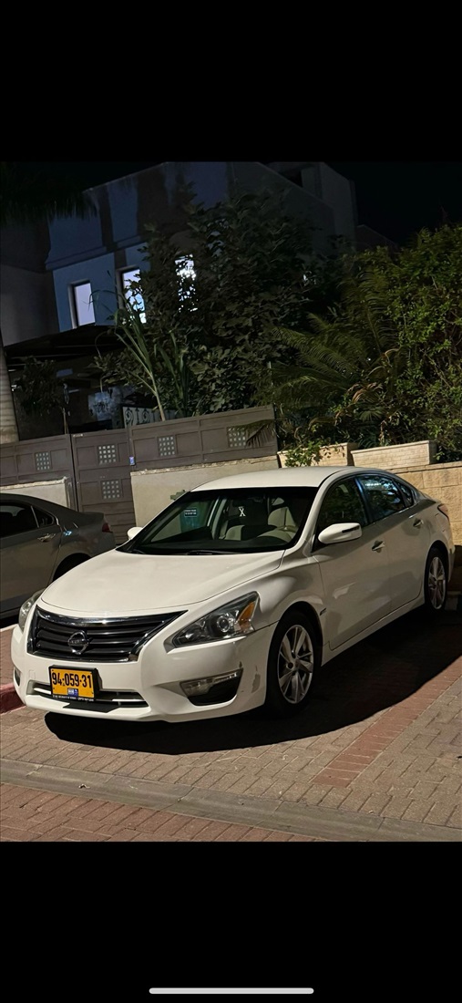 תמונה 2 ,ניסאן
 אלטימה
 יד 4 2015 150000 ק"מ
