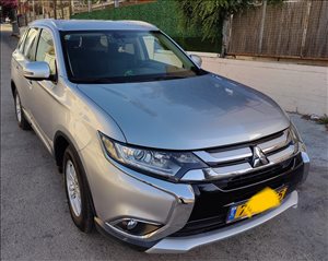 מיצובישי אאוטלנדר 2017 יד2 