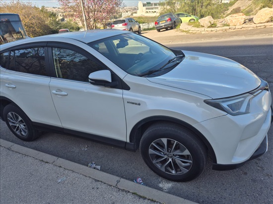 תמונה 5 ,טויוטה C-HR יד 3 2016 103800 ק"מ