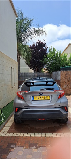תמונה 2 ,טויוטה C-HR יד 1 2017 165640 ק"מ