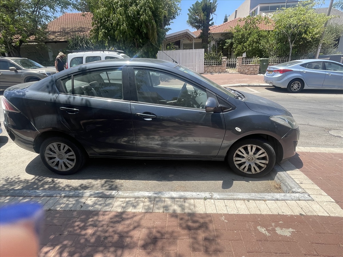 תמונה 1, מאזדה 2 יד 2 2010 | 199000 קמ