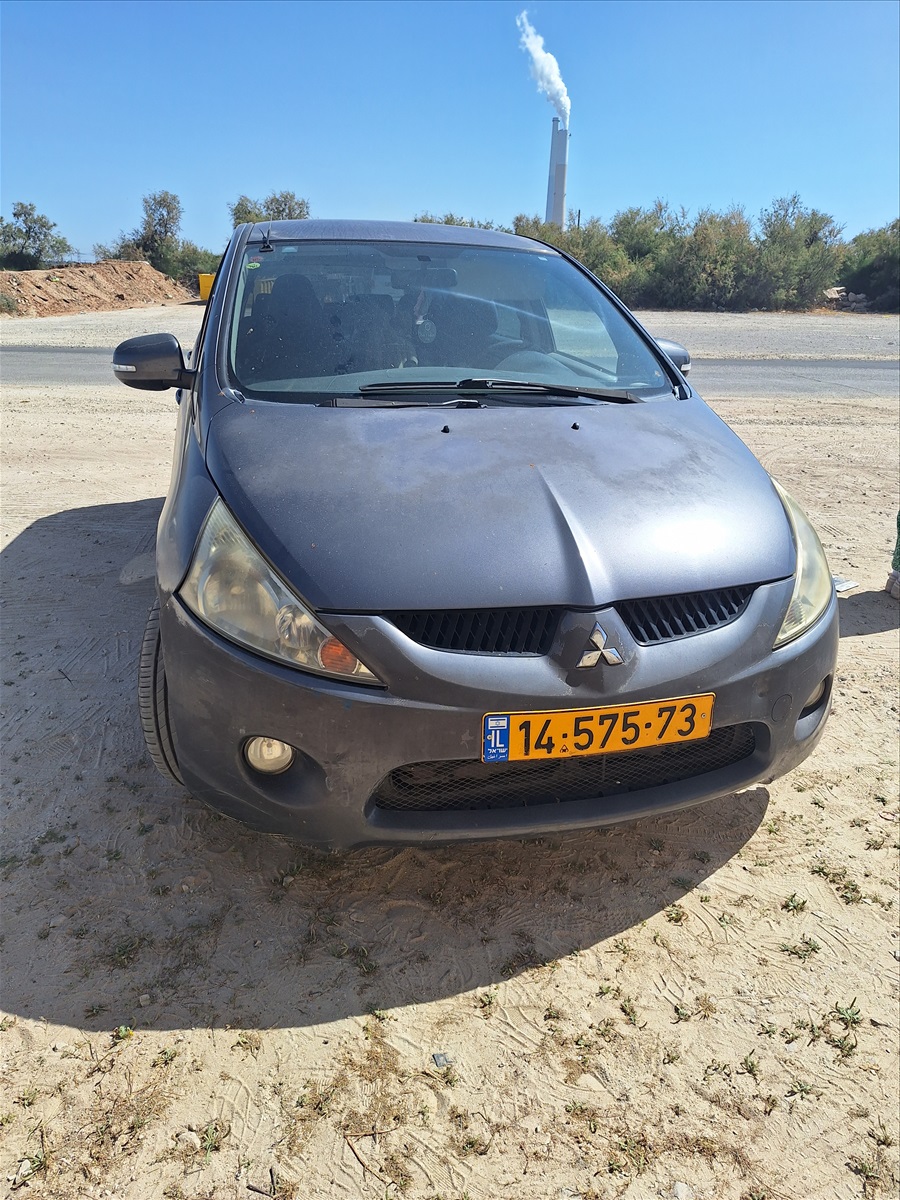 תמונה 1, מיצובישי גרנדיס יד 2 2010 | 239000 קמ