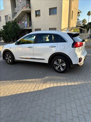 קיה נירו הייבריד 2022 יד 1 <br>      