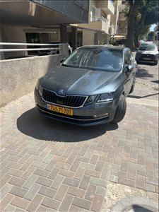 סקודה אוקטביה 2019 יד  2 