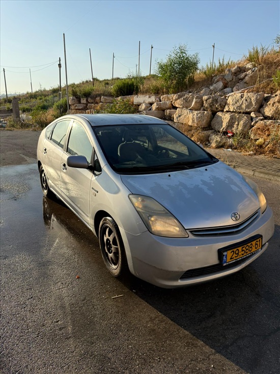 תמונה 2 ,טויוטה פריוס C הייבריד יד 2 2007 241000 ק"מ