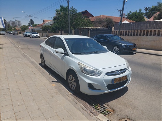 תמונה 2 ,יונדאי i25 יד 2 2016 161500 ק"מ