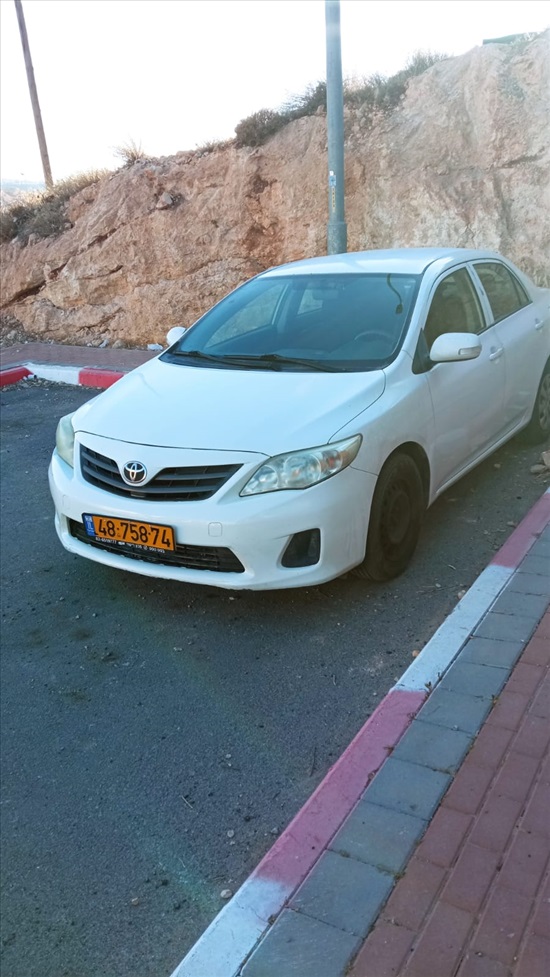תמונה 1 ,טויוטה קורולה יד 3 2011 206700 ק"מ
