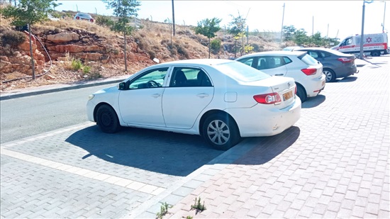 תמונה 3 ,טויוטה קורולה יד 3 2011 206700 ק"מ