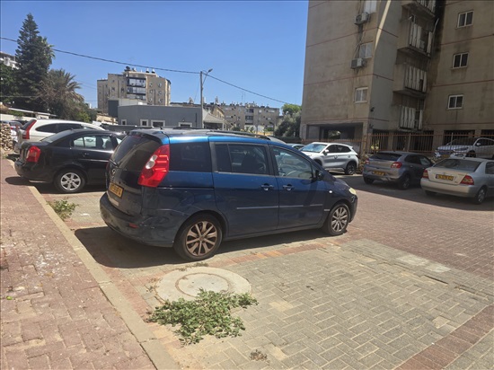 תמונה 2 ,מאזדה 5 יד 4 2006 155000 ק"מ