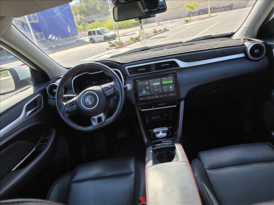 תמונה 5 ,אם ג`י MG ZS יד 1 2024 28000 ק"מ