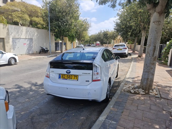 תמונה 4, טויוטה פריוס פלוס הייבריד יד 2 2010 | 386000 קמ