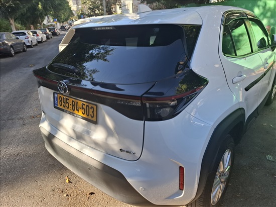 תמונה 2, טויוטה יאריס קרוס יד 1 2024 | 12350 קמ