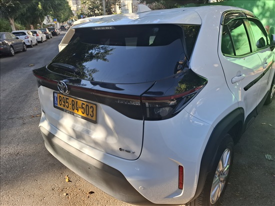 תמונה 2 ,טויוטה יאריס קרוס יד 1 2024 12350 ק"מ