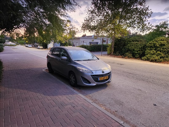 תמונה 3 ,מאזדה 5 יד 2 2014 196000 ק"מ