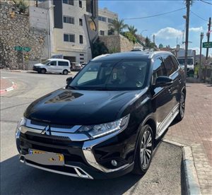 מיצובישי אאוטלנדר 2021 יד 1 <br>      