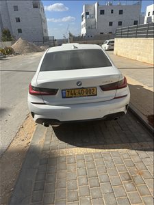 ב.מ.וו 330 2022 יד  1 