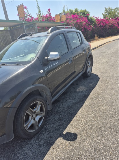 תמונה 2 ,דאצ'יה
 סנדרו Stepway
 יד 1 2019 100000 ק"מ