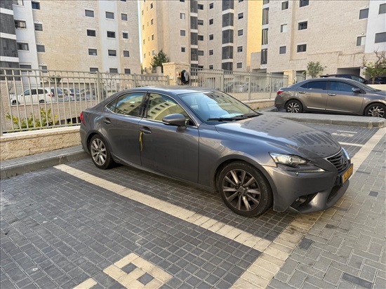 תמונה 2 ,לקסוס IS300H
 יד 3 2016 0 ק"מ
