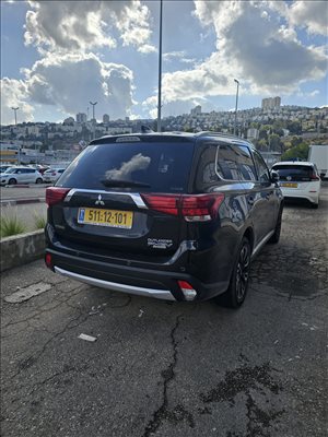 מיצובישי אאוטלנדר 2018 יד2 