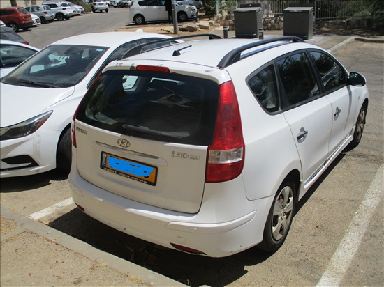 תמונה 3 ,יונדאי i30 CW יד 4 2011 272000 ק"מ