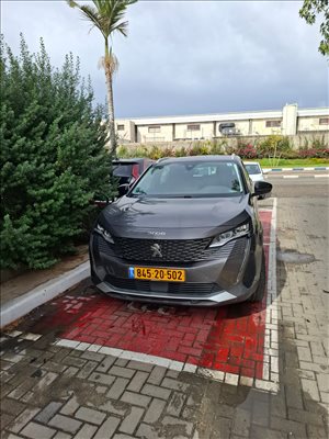 פיג'ו
 3008 2022 יד2 