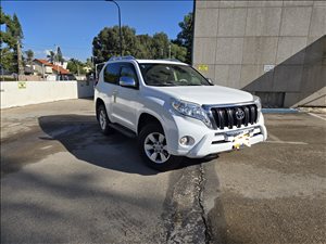 טויוטה לנד קרוזר 2017 יד2 