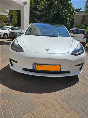 טסלה מודל 3 2022 יד2 