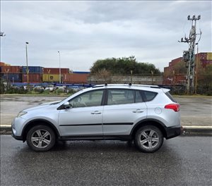 טויוטה RAV4 2015 יד2 