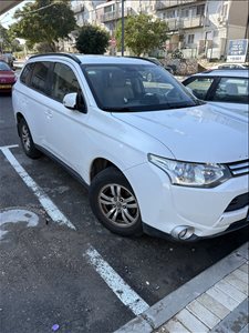 מיצובישי אאוטלנדר 2013 יד2 
