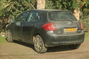 טויוטה אוריס 2008 יד  3 