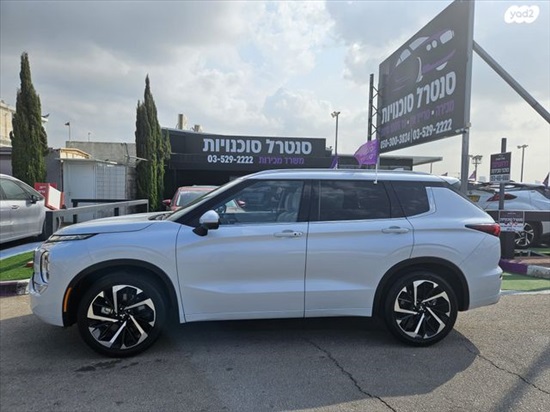 תמונה 9 ,מיצובישי אאוטלנדר יד 1 2023 2500 ק"מ