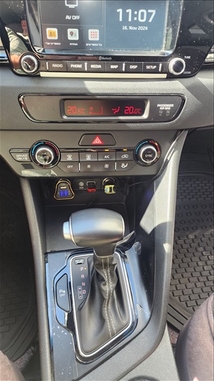 תמונה 8 ,קיה נירו EV יד 1 2018 77000 ק"מ
