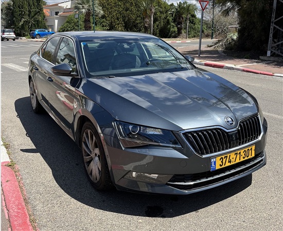 תמונה 2 ,סקודה סופרב יד 1 2018 271000 ק"מ