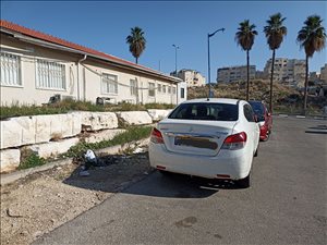 מיצובישי אטראז` 2014 יד2 