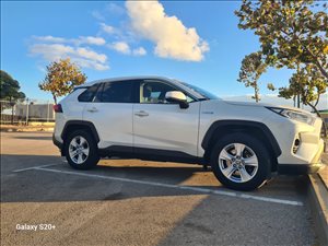 טויוטה RAV4 2020 יד2 