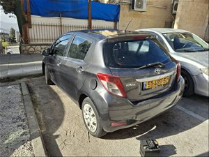טויוטה יאריס 2013 יד2 