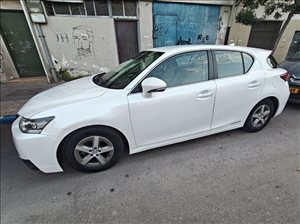 לקסוס CT200H 2018 יד 1 <br>      
