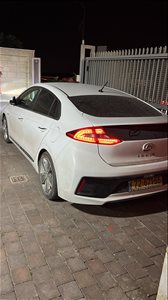 יונדאי איוניק 2017 יד  3 