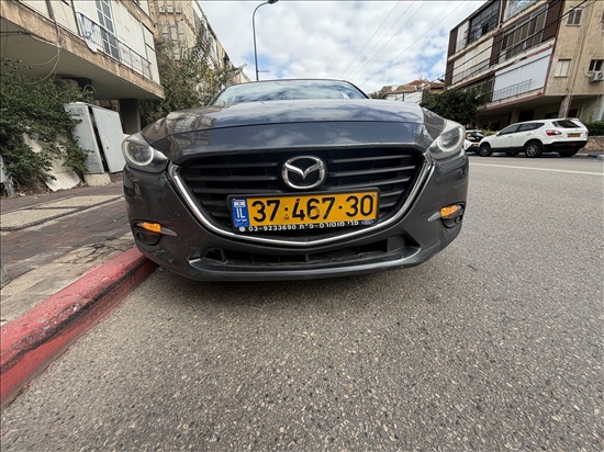 תמונה 2 ,מאזדה 3 יד 1 2017 135000 ק"מ