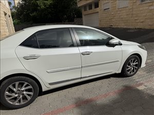טויוטה קורולה RunX 2016 יד2 