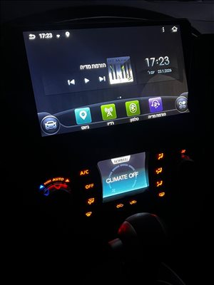 ניסאן
 ג`וק 2012 יד2 