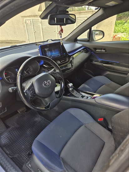 תמונה 3 ,טויוטה C-HR יד 2 2017 92000 ק"מ