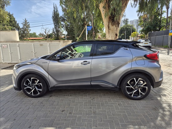 תמונה 2 ,טויוטה C-HR יד 2 2017 92000 ק"מ