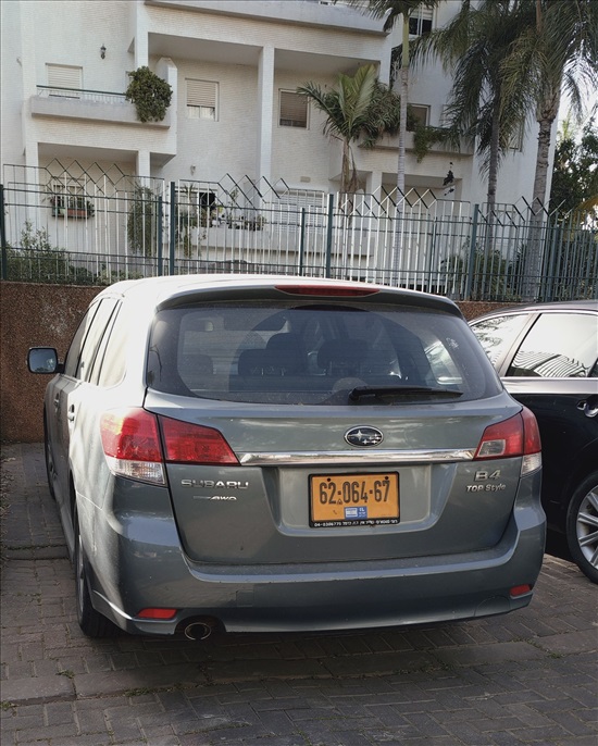 תמונה 1 ,סובארו B4 יד 2 2010 260000 ק"מ