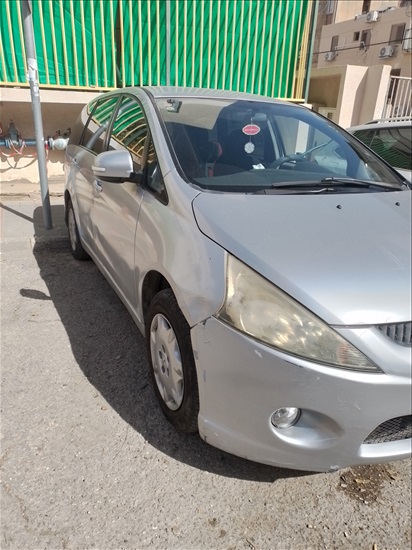 תמונה 1 ,מיצובישי גרנדיס יד 3 2010 0 ק"מ