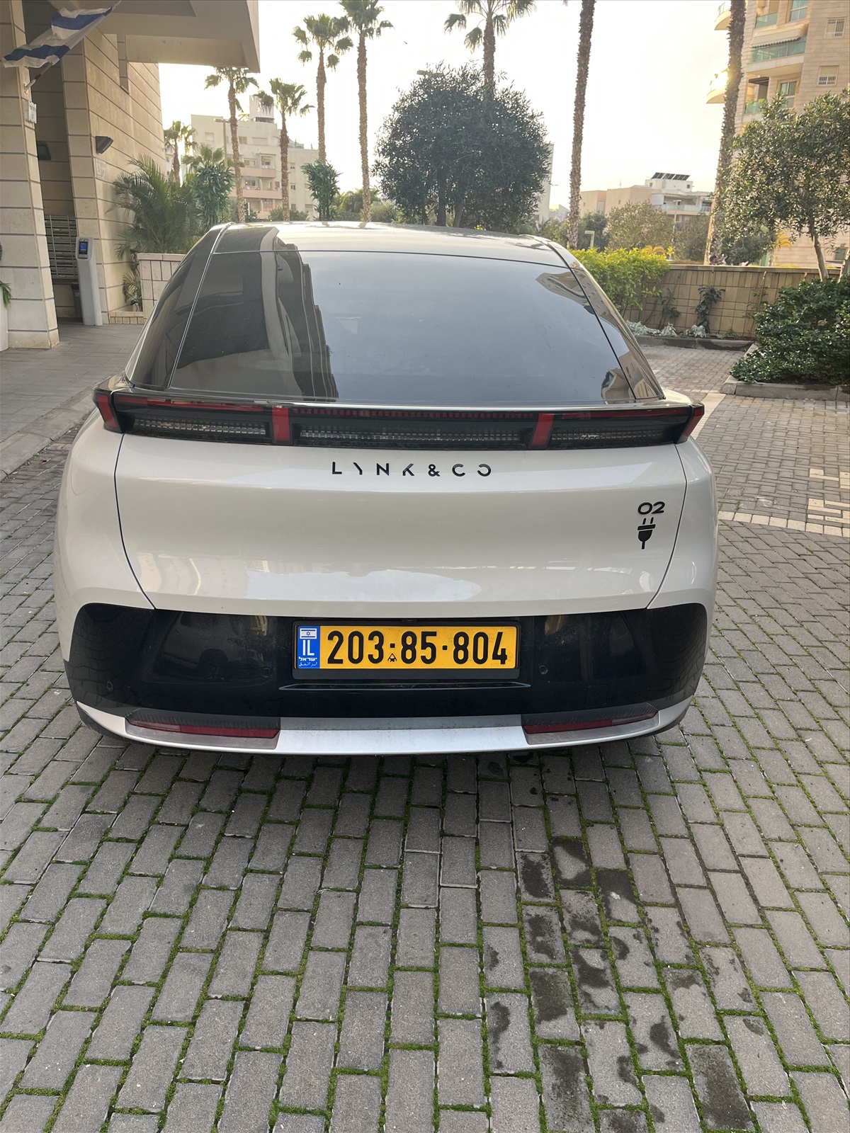 תמונה 2, לינק אנד קו 02 יד 1 2025 | 8000 קמ