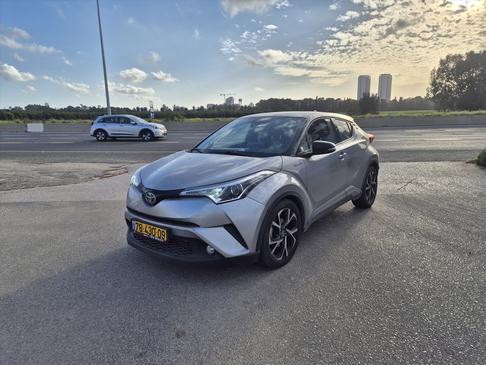 תמונה 2, טויוטה C-HR יד 2 2017 | 92000 קמ