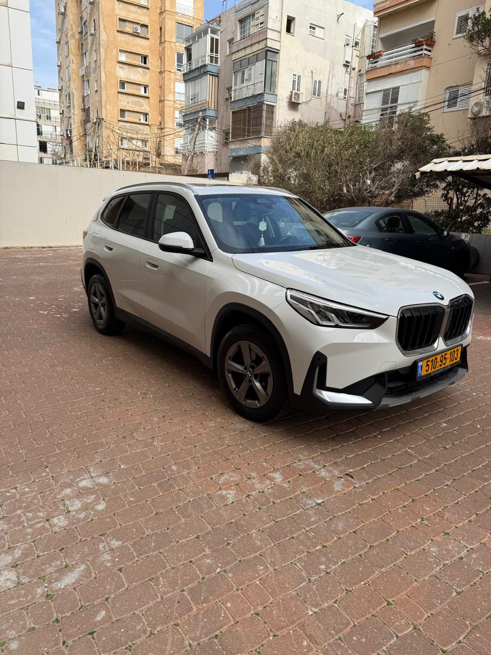 תמונה 1, ב.מ.וו X1 יד 1 2023 | 24000 קמ