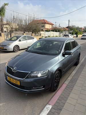 סקודה ראפיד 2018 יד 2 <br>      